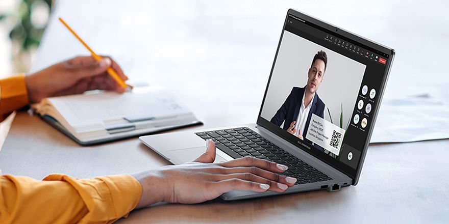 ExpertBook P1 (P1503)